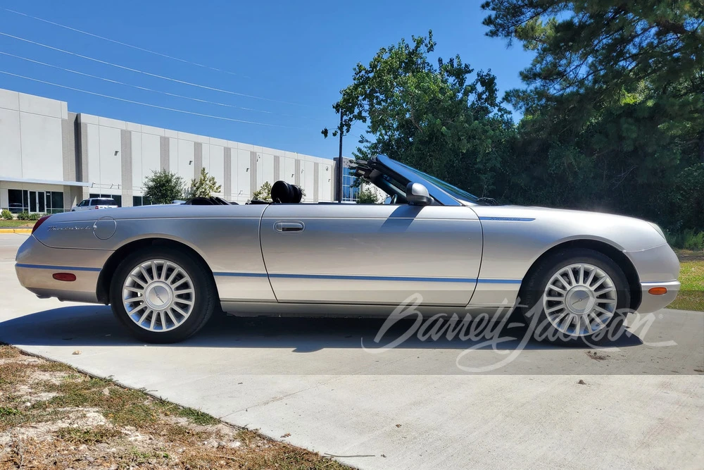 2005 Ford Thunderbird 11th Gen - Image 24 of 24