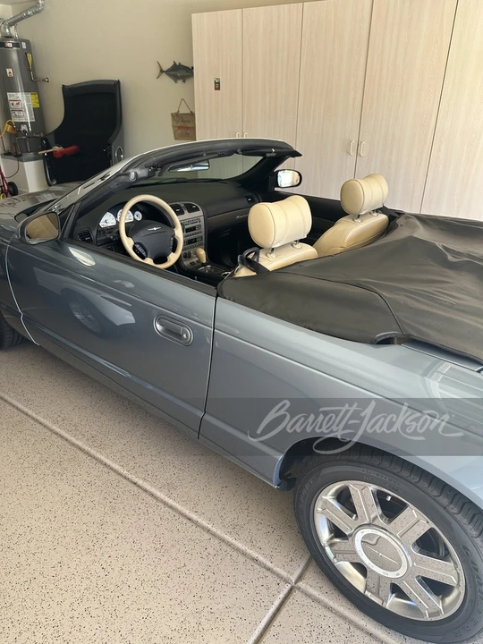 2005 Ford Thunderbird 11th Gen - Image 8 of 10