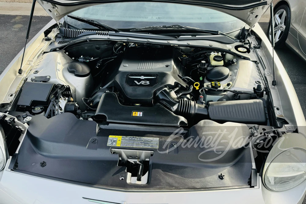 2005 Ford Thunderbird 11th Gen - Image 2 of 12