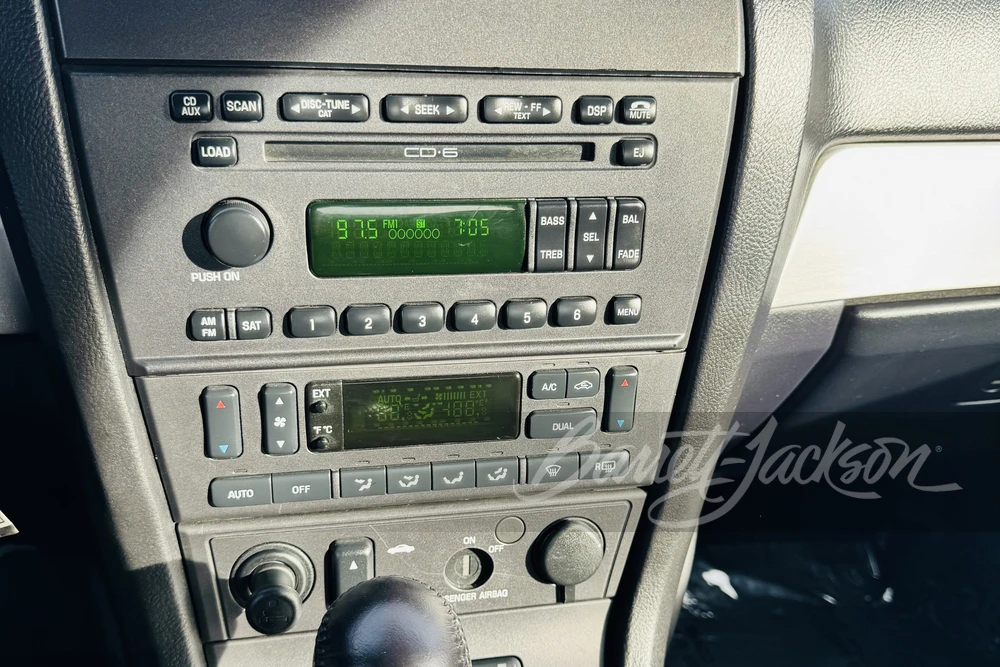 2005 Ford Thunderbird 11th Gen - Image 5 of 12