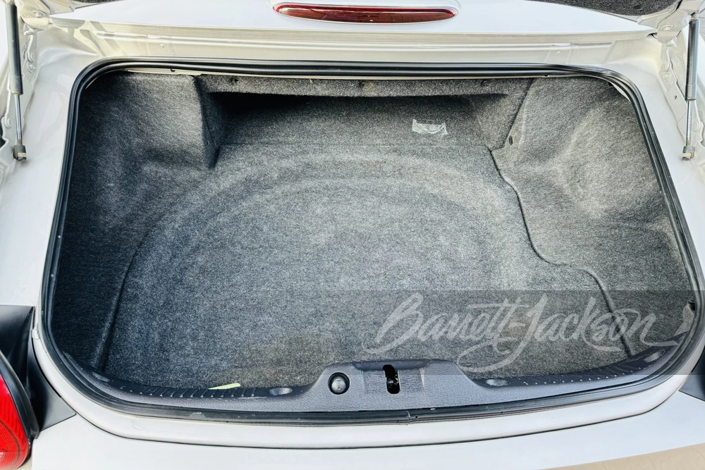 2005 Ford Thunderbird 11th Gen - Image 11 of 12