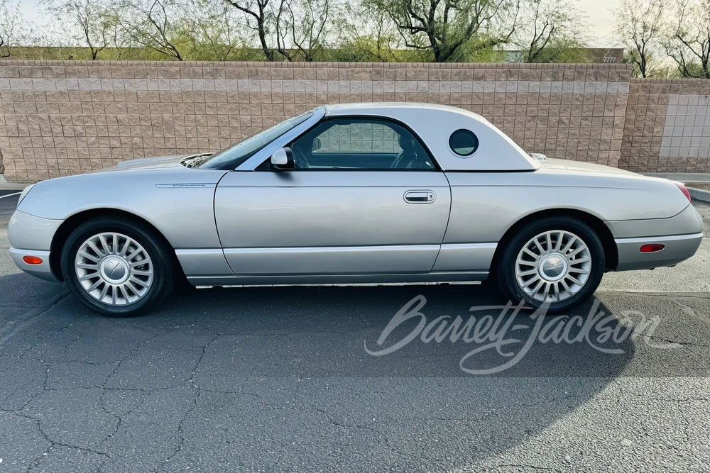 2005 Ford Thunderbird 11th Gen - Image 12 of 12