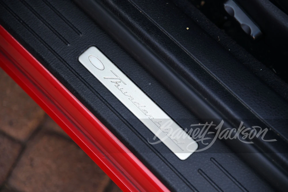2005 Ford Thunderbird 11th Gen - Image 7 of 25