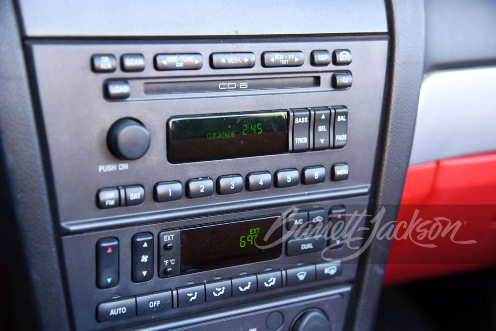 2005 Ford Thunderbird 11th Gen - Image 9 of 25