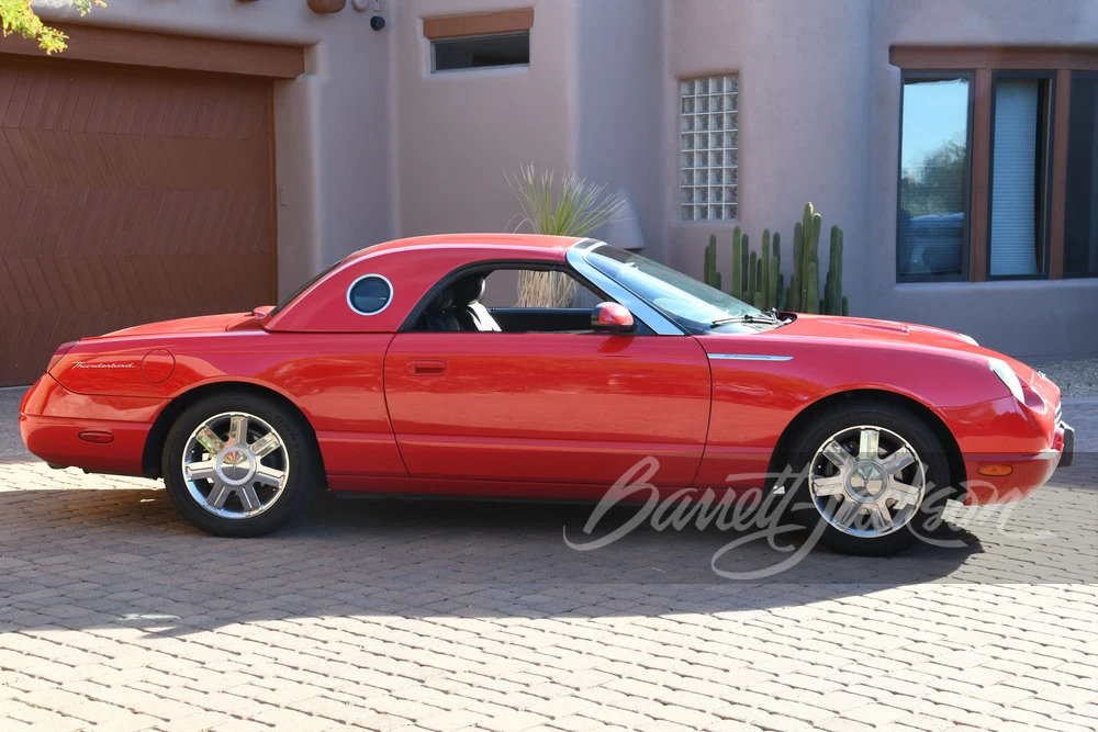 2005 Ford Thunderbird 11th Gen - Image 16 of 25