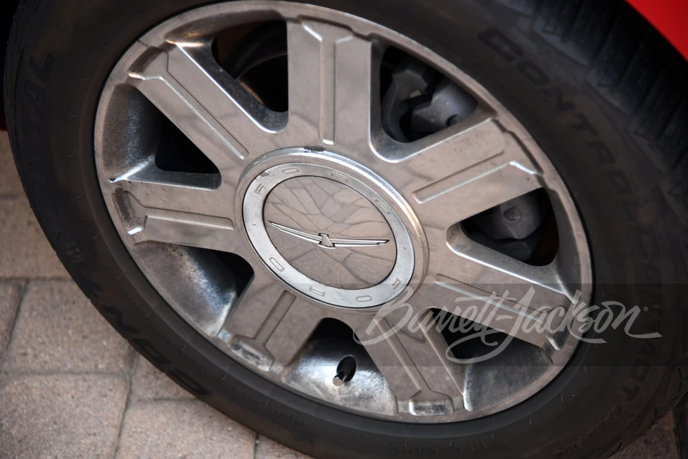 2005 Ford Thunderbird 11th Gen - Image 20 of 25