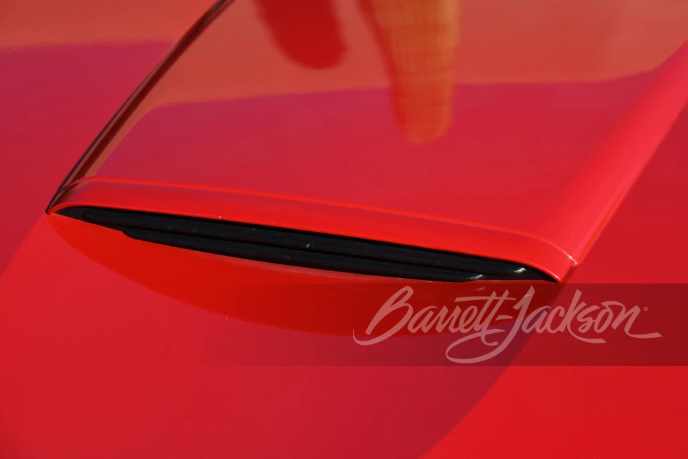 2005 Ford Thunderbird 11th Gen - Image 22 of 25