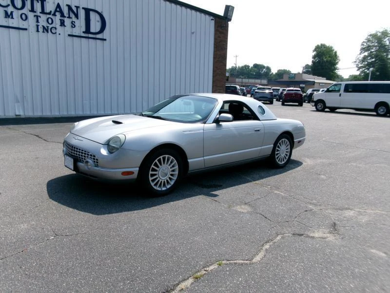 2005 Ford Thunderbird 11th Gen - Image 2 of 13