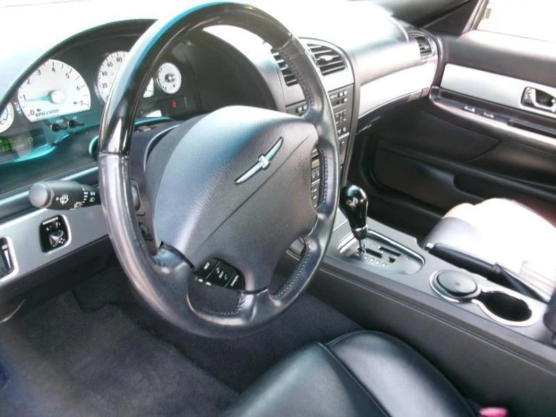 2005 Ford Thunderbird 11th Gen - Image 11 of 13