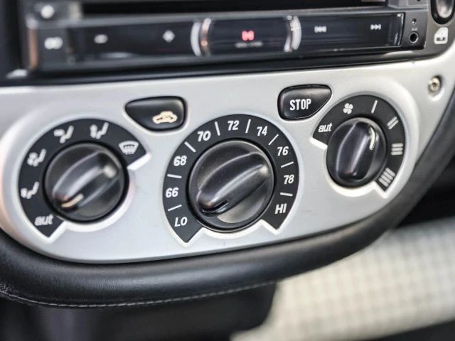 2005 Ferrari 360 Spider - Image 21 of 31