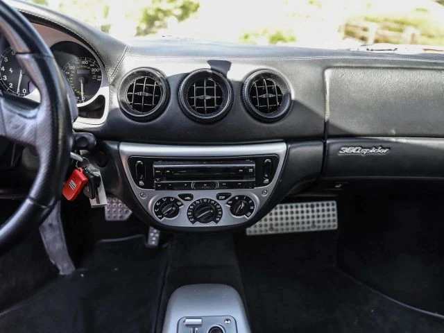 2005 Ferrari 360 Spider - Image 18 of 31