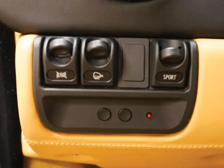 2005 Ferrari 360 Spider - Image 14 of 31