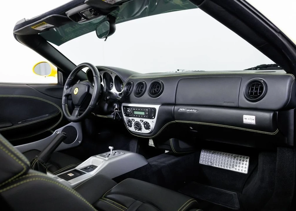 2005 Ferrari 360 Spider - Image 25 of 31