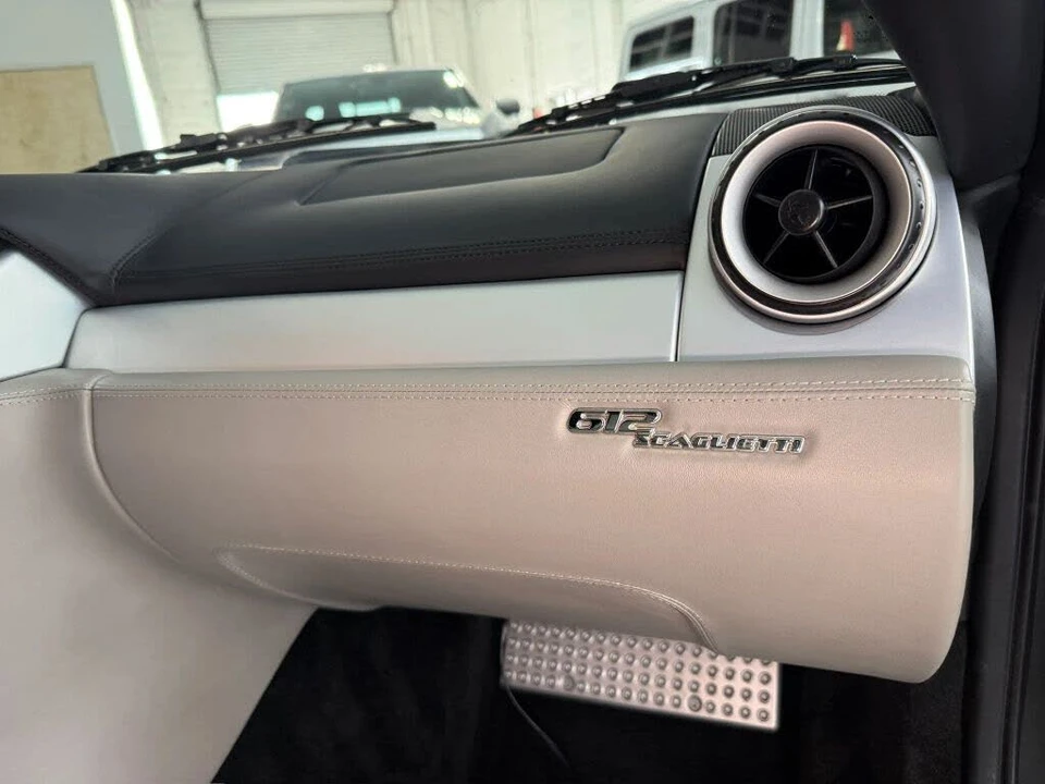 2005 Ferrari 612 - Image 16 of 24
