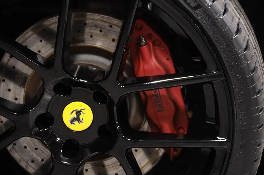 2005 Ferrari 612 - Image 26 of 31