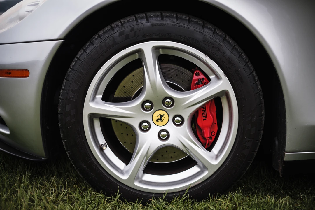 2005 Ferrari 612 - Image 27 of 31