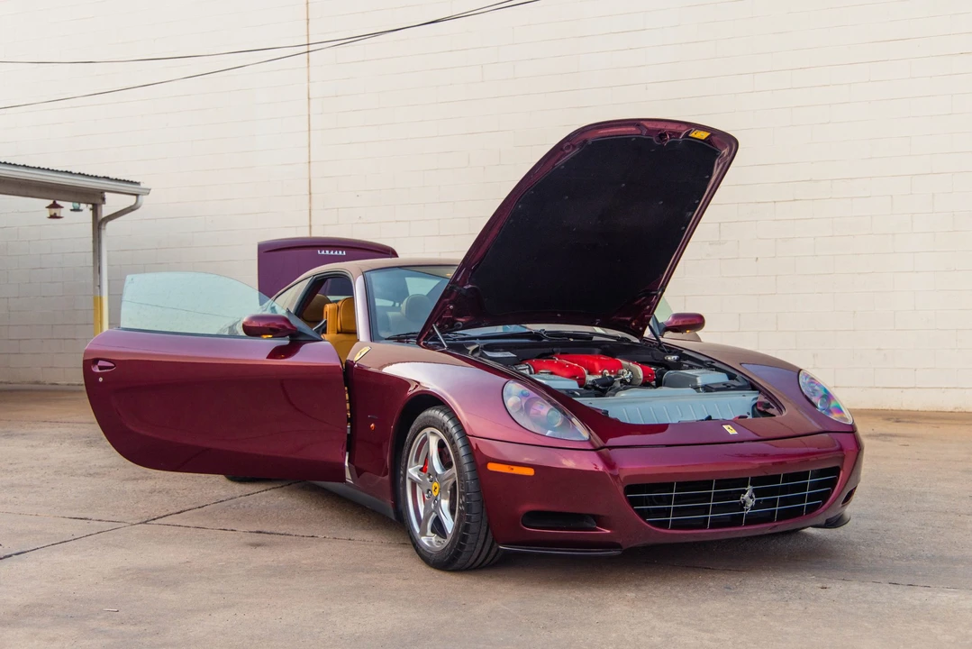 2005 Ferrari 612 - Image 19 of 31