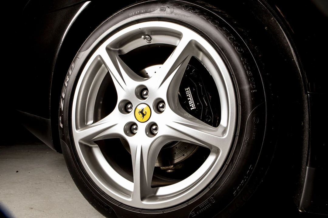 2005 Ferrari 612 - Image 14 of 20
