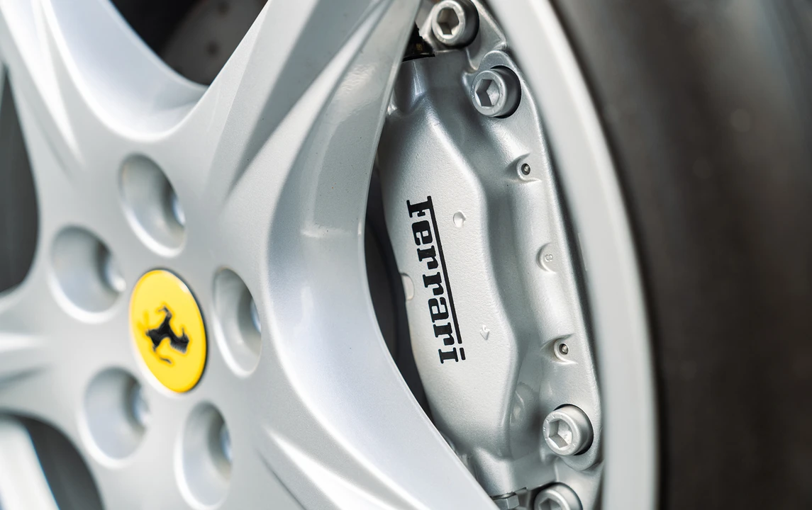 2005 Ferrari 612 - Image 17 of 26