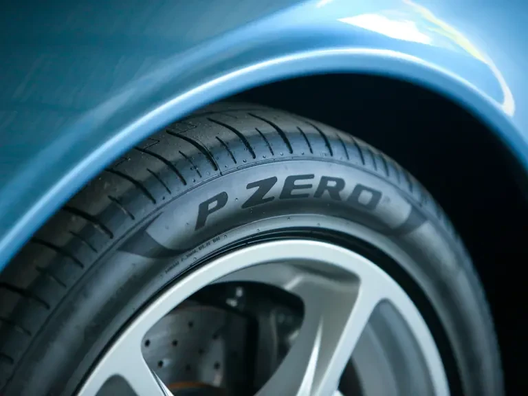 2005 Ferrari 612 - Image 25 of 31