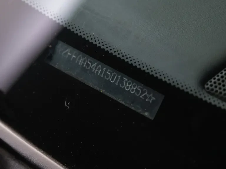 2005 Ferrari 612 - Image 26 of 30