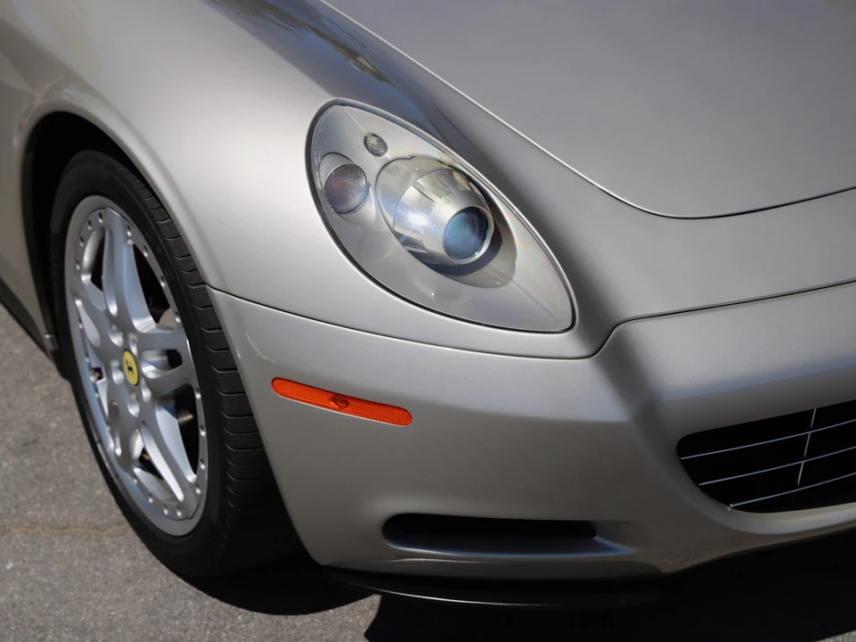 2005 Ferrari 612 - Image 28 of 31