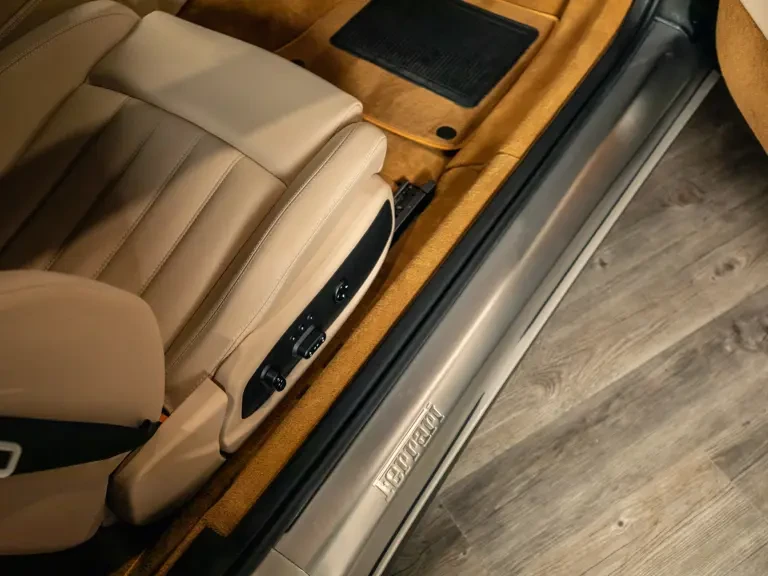 2005 Ferrari 612 - Image 27 of 31