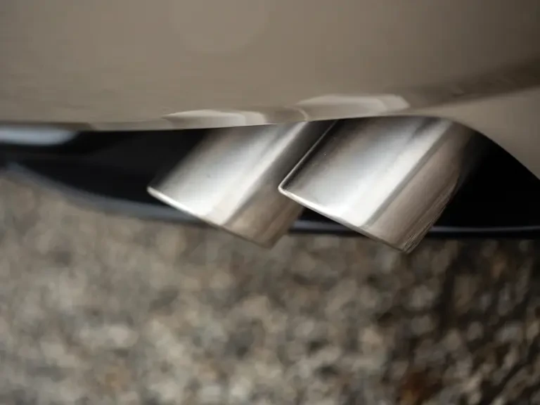 2005 Ferrari 612 - Image 28 of 31
