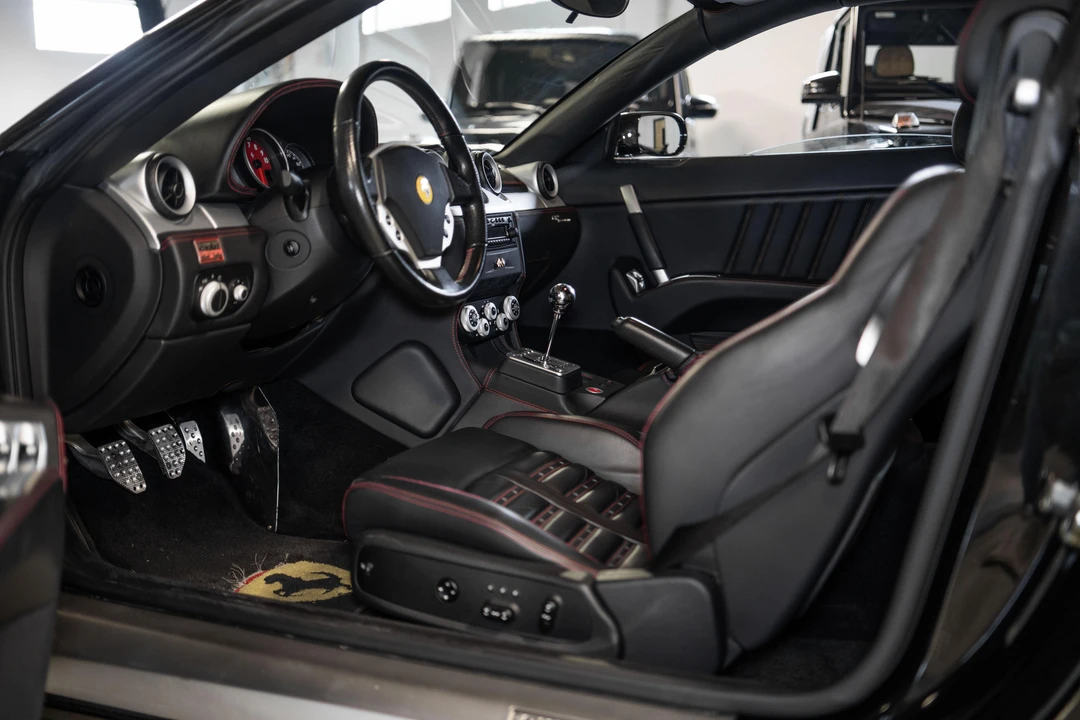 2005 Ferrari 612 - Image 30 of 31