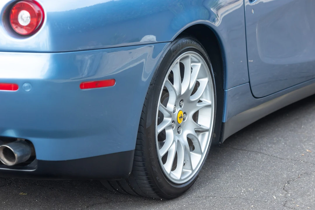 2005 Ferrari 612 - Image 22 of 31