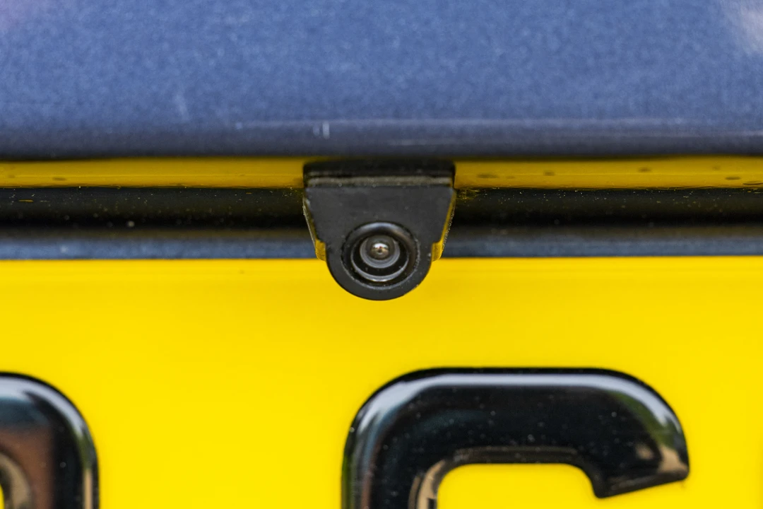 2005 Ferrari 612 - Image 28 of 31
