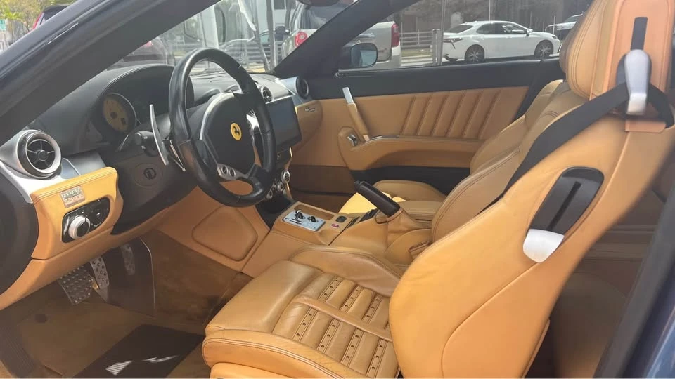 2005 Ferrari 612 - Image 15 of 20
