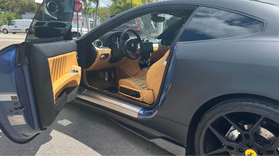 2005 Ferrari 612 - Image 17 of 20
