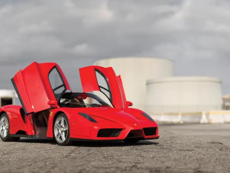 2005 Ferrari Enzo - Image 22 of 31