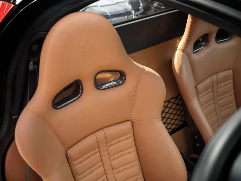 2005 Ferrari Enzo - Image 25 of 31
