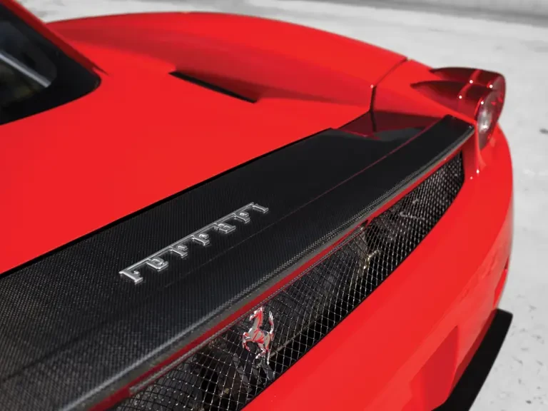 2005 Ferrari Enzo - Image 17 of 31