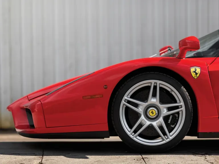 2005 Ferrari Enzo - Image 14 of 31
