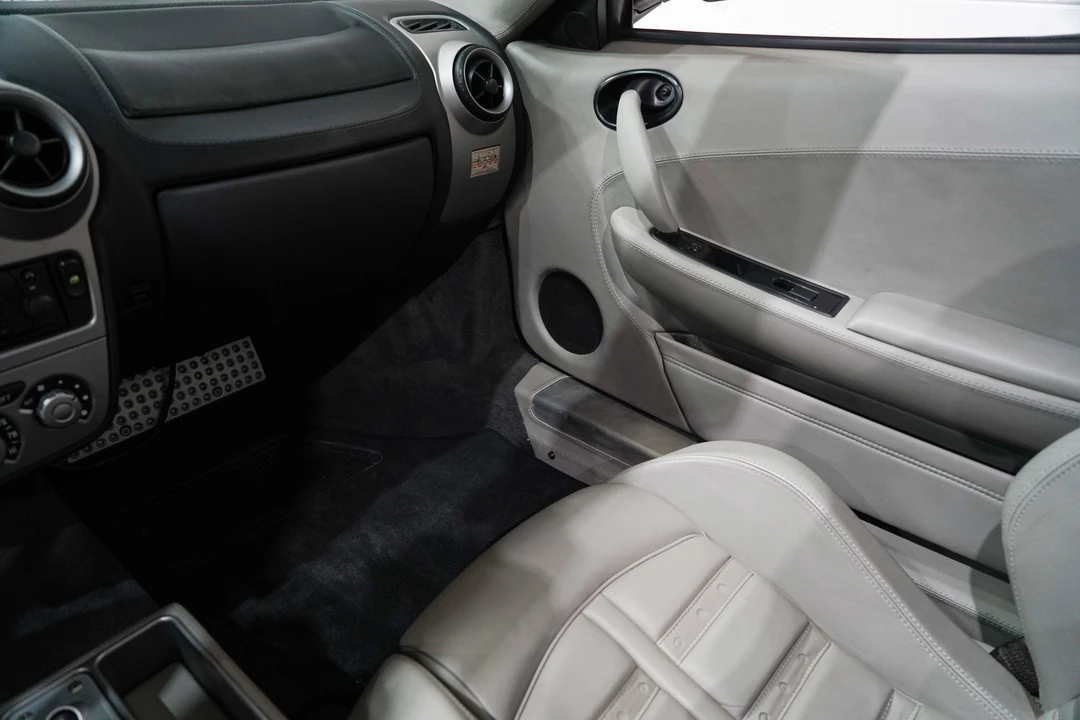 2005 Ferrari - Image 13 of 31