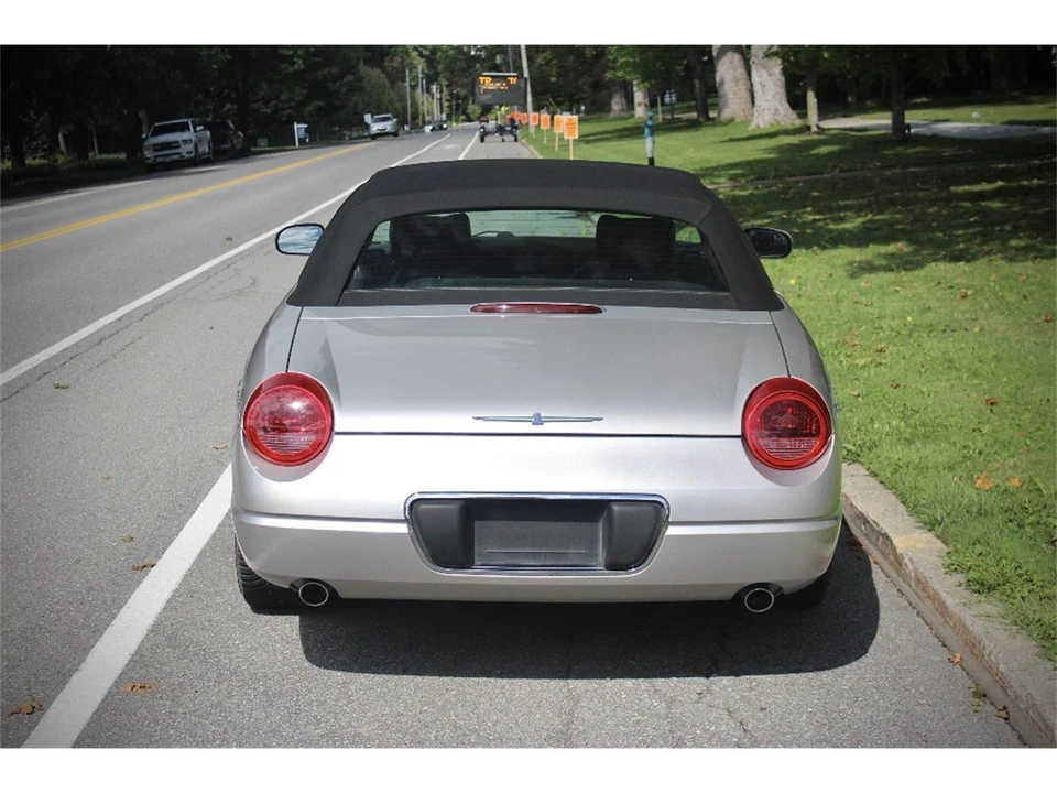 2005 Ford - Image 6 of 31