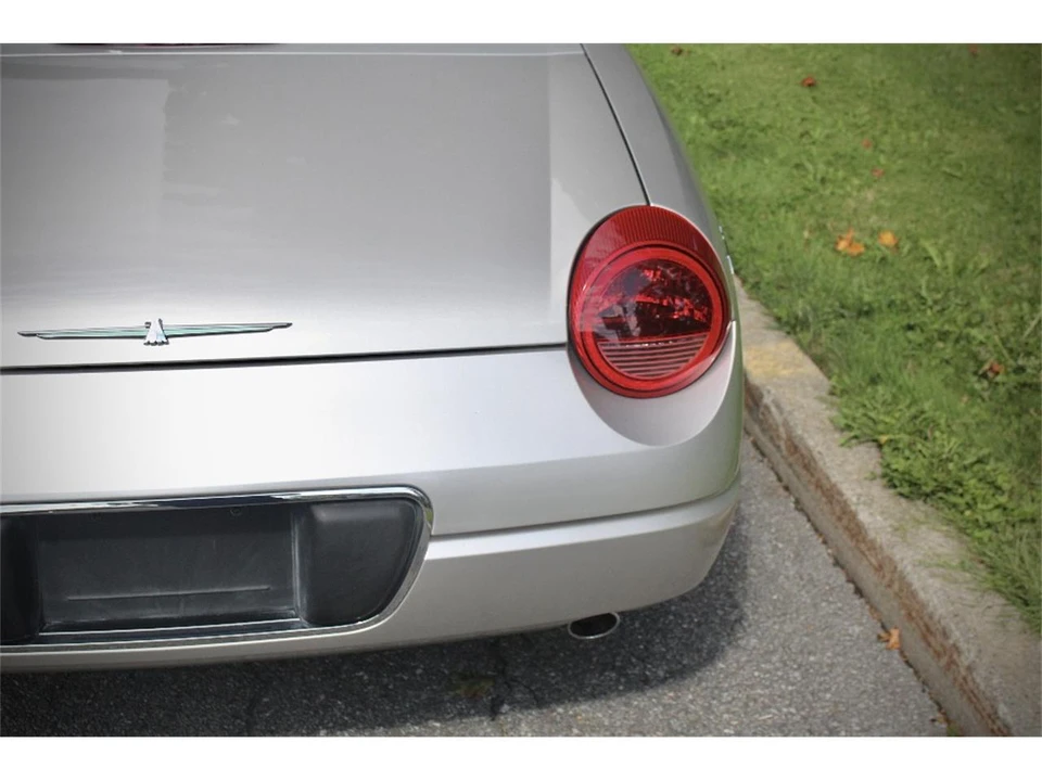 2005 Ford - Image 24 of 31