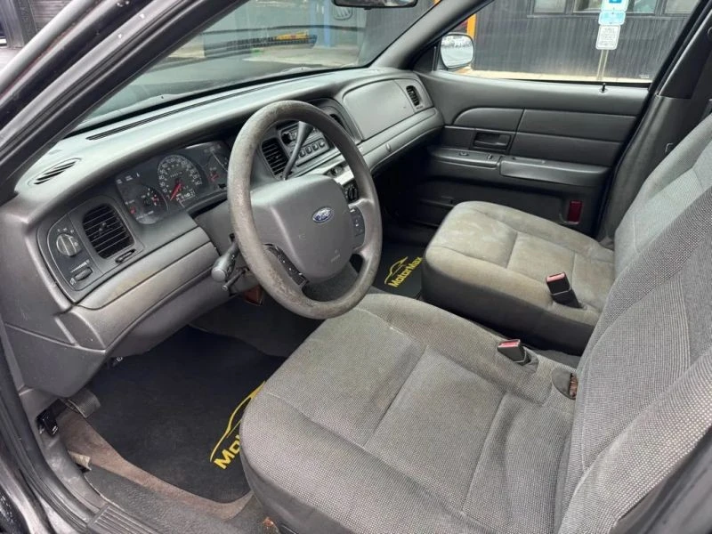 2005 Ford Crown Victoria - Image 5 of 7