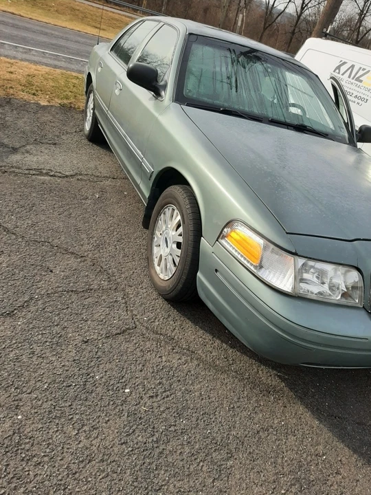 2005 Ford Crown Victoria - Image 5 of 21