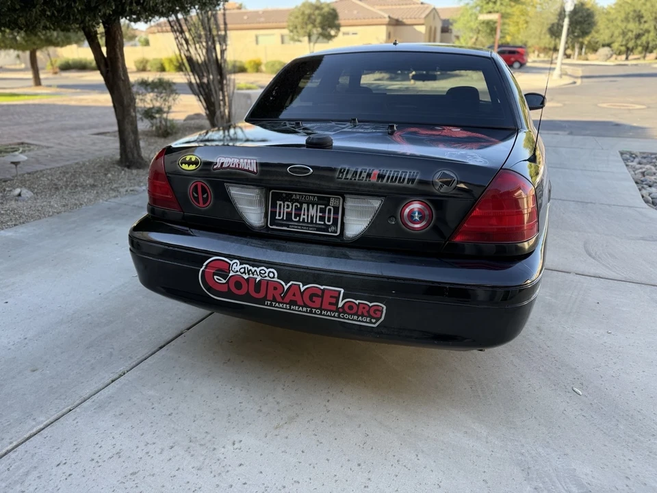 2005 Ford Crown Victoria - Image 6 of 9