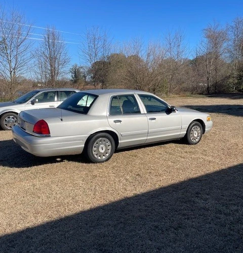 2005 Ford Crown Victoria - Image 8 of 20