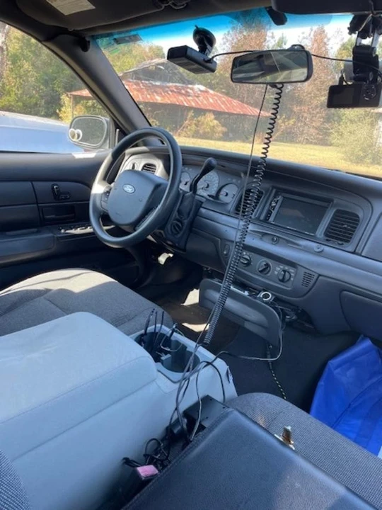 2005 Ford Crown Victoria - Image 10 of 20