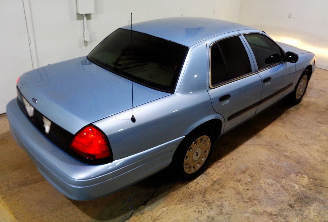 2005 Ford Crown Victoria - Image 7 of 20