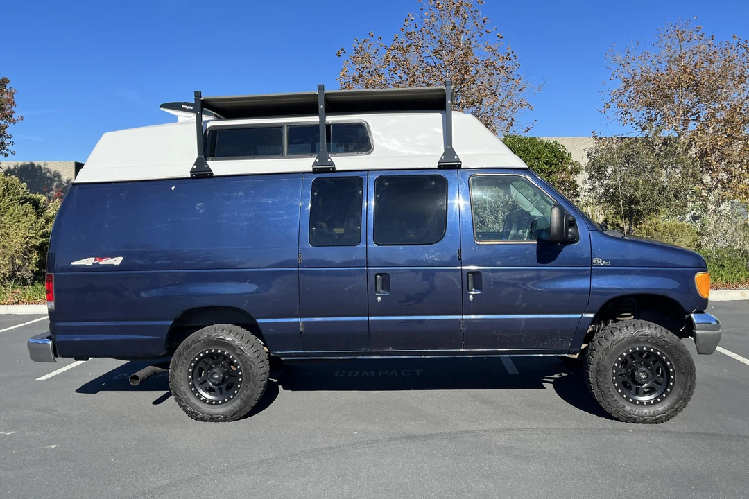2005 Ford Econoline Van - Image 3 of 7