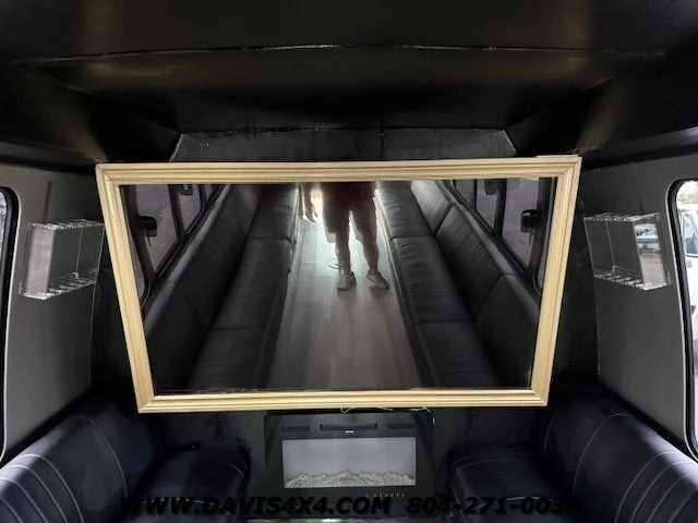 2005 Ford Econoline Van - Image 29 of 31