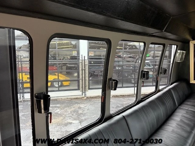 2005 Ford Econoline Van - Image 27 of 31