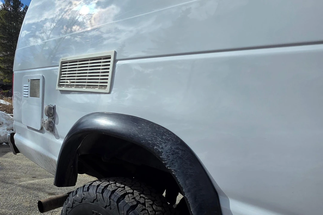 2005 Ford Econoline Van - Image 31 of 31